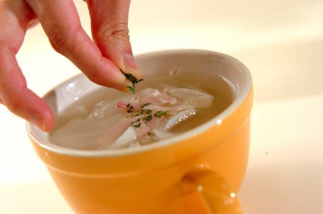 オニオンスープの作り方の手順5