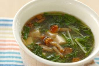 豆腐とナメコの中華スープ