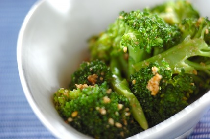 ブロッコリーのゴマ和え