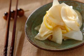 材料３つ！カブとレモンの即席漬け