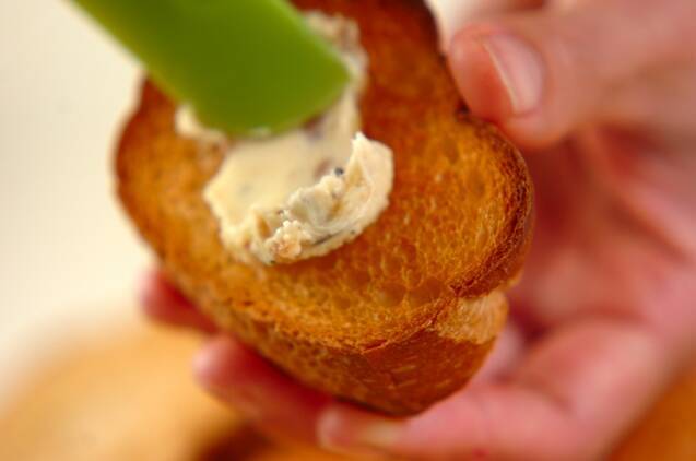 アンチョビバゲットの作り方の手順4