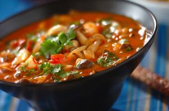 ココナッツ風味のタイ風ヌードル