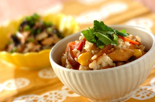 ごぼうとこんにゃくの混ぜご飯