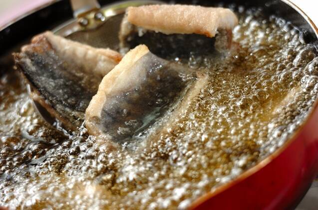 作り置きできる！野菜たっぷりアジの南蛮漬けの作り方の手順4