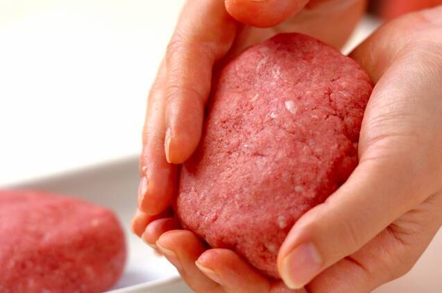 簡単！本格ハンバーグ 和風柚子胡椒ソースの作り方の手順3