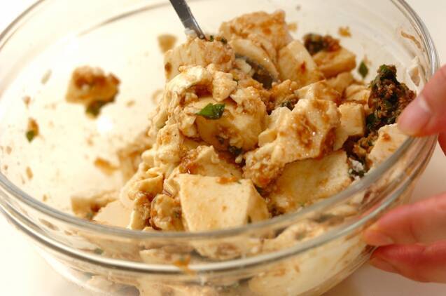 崩し豆腐の香味しょうゆ和えの作り方の手順3