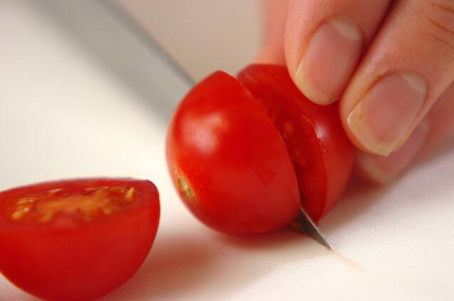 プチトマトのみそ汁の作り方の手順1