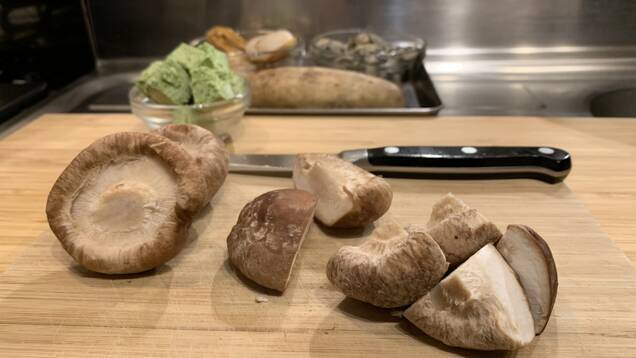 簡単プロの味 牡蠣とホタテのブルギニヨンバター by佐藤 尊紀さんの作り方の手順2