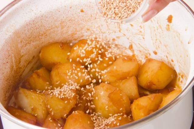 ジャガイモの揚げ煮の作り方の手順6