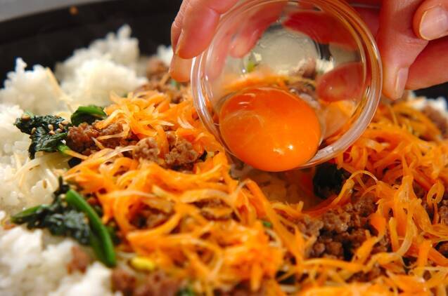 ボリューム満点！ホットプレートで彩りビビンバ by 西川 綾さんの作り方の手順9