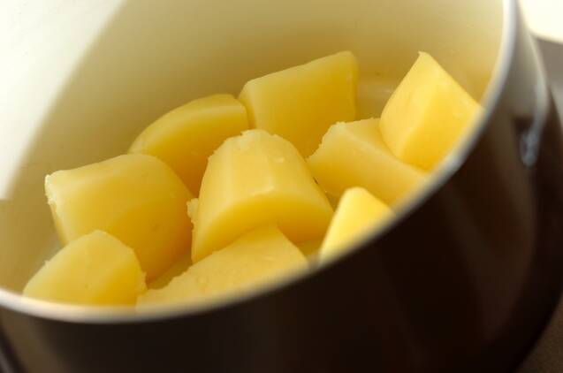 リンゴたっぷりポテトサラダの作り方の手順2