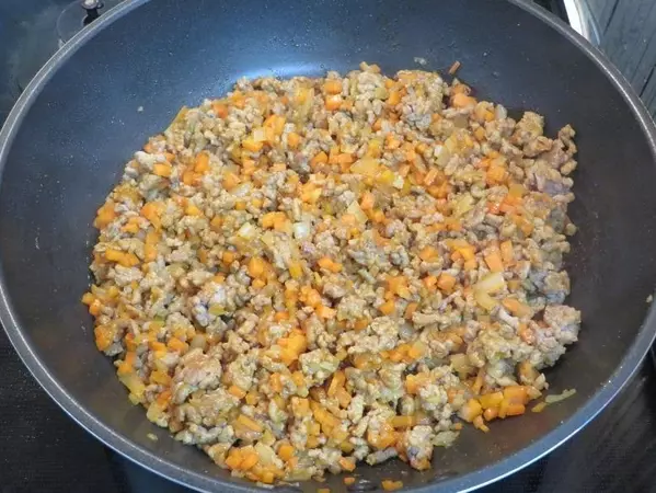 野菜たっぷりカレーそぼろ弁当♪の作り方3