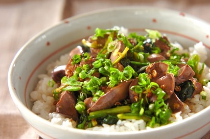 鶏レバーの花椒煮丼