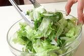 レタスとトマトのサラダの作り方7