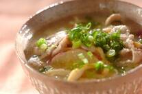 豚とサツマイモのみそ汁