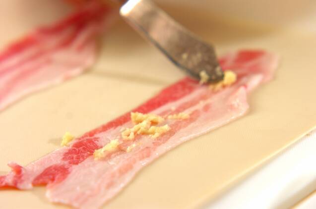 パプリカの豚巻き串の作り方の手順2