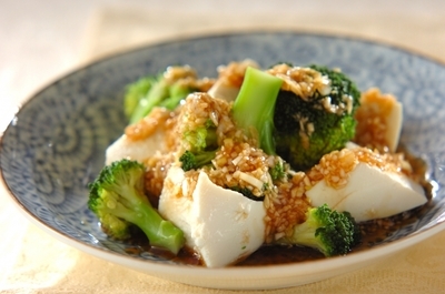 豆腐とブロッコリーのサラダ 副菜 レシピ 作り方 E レシピ 料理のプロが作る簡単レシピ