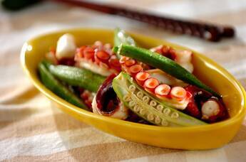 タコとオクラのラー油炒め