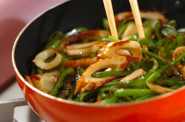 簡単副菜！ピーマンとちくわのきんぴらの作り方の手順2