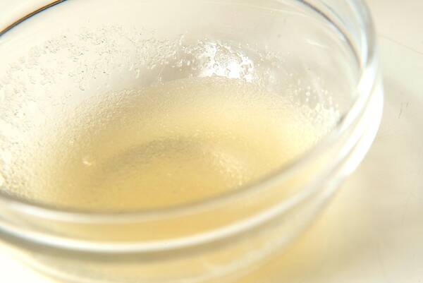 黒ゴマプリンの作り方の手順1