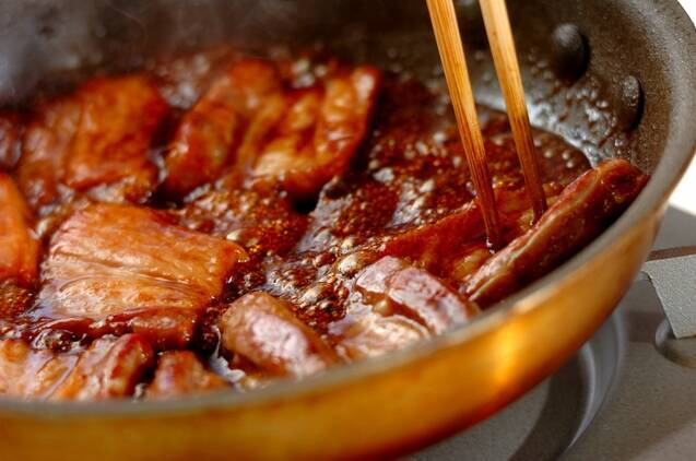 こってりコク旨！豚バラ丼の作り方の手順3