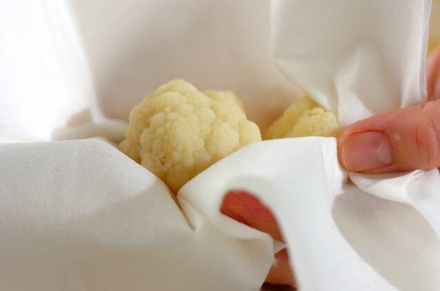 カリフラワーのマリネの作り方の手順1