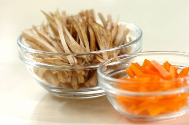 きんぴらゴボウの作り方の手順1