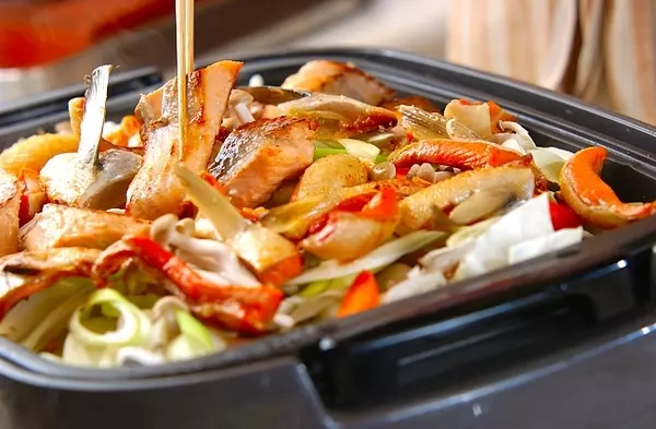 味噌とバターのハーモニー！秋鮭のちゃんちゃん焼きの作り方1