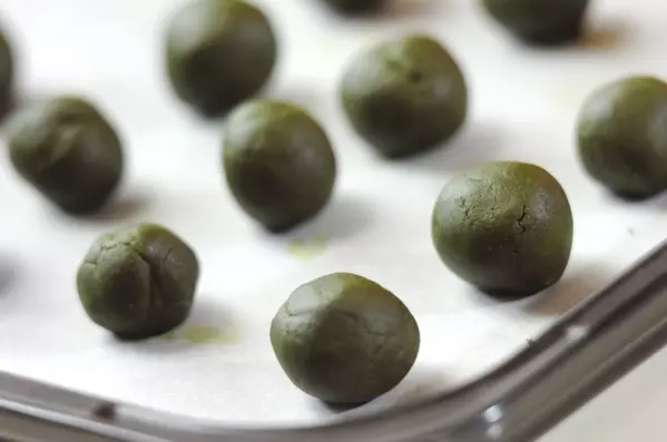 抹茶のポルボローネの作り方3