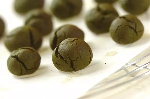 抹茶のポルボローネの作り方4