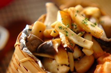 キノコのバター蒸し