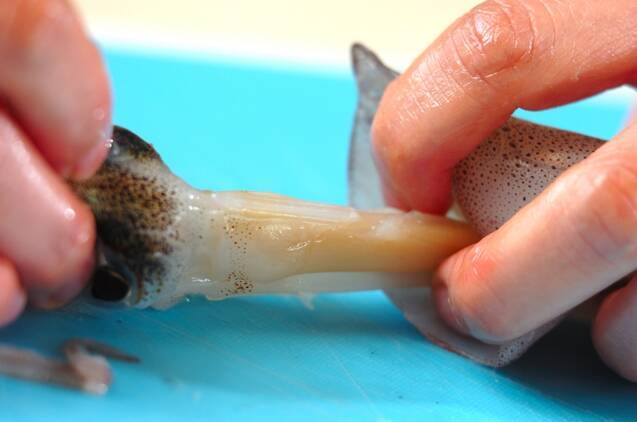 レンジで簡単！　イカのコチュジャン煮の作り方の手順1