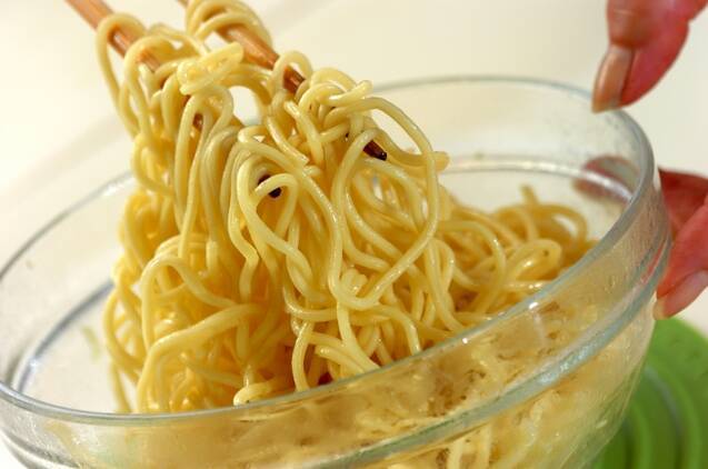 海鮮カレー焼きそばの作り方の手順1