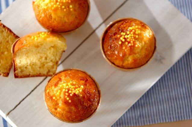 レモンバターケーキが並んでいる様子