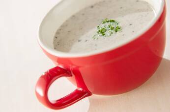 色々キノコのポタージュ