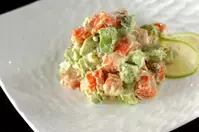 サーモンとアボカドのサラダ