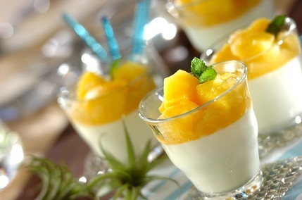 ヨーグルトとパイナップルのムース