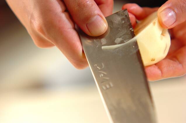 豚肉ジャガの作り方の手順1