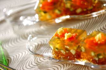 もずくの寒天寄せ