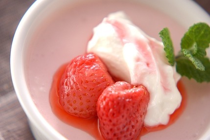 イチゴチーズムース