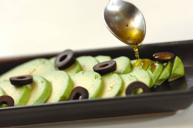 アボカドのカルパッチョ風の作り方の手順3