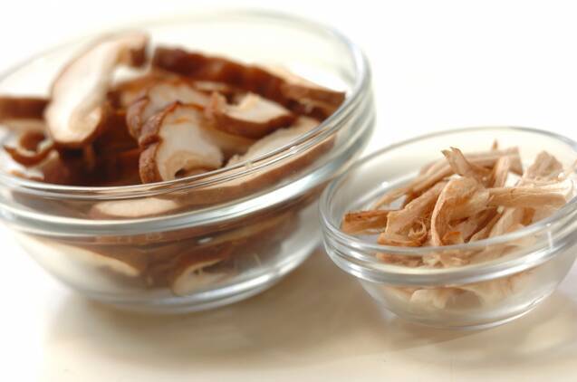 鶏だんご汁の作り方の手順2