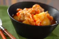 鶏肉とジャガイモのフレッシュトマト煮