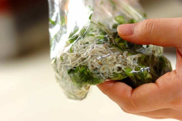 冷奴を簡単アレンジ ジャコのせ中華 飽きないおいしさ by山下 和美さんの作り方の手順2