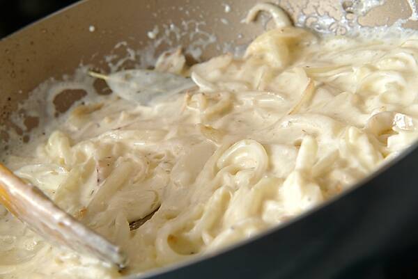 サーモンクリームパスタの作り方の手順8