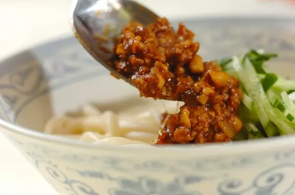 時短で簡単!肉味噌うどん by山下 和美さんの作り方2