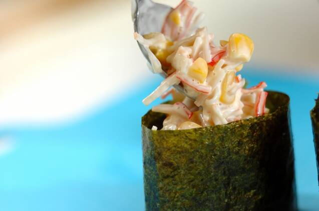 カニマヨ軍艦の作り方の手順3