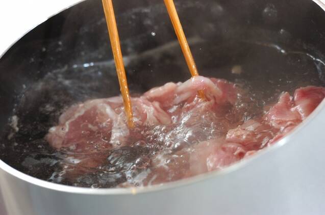 豚しゃぶのせゴマダレ麺の作り方の手順3