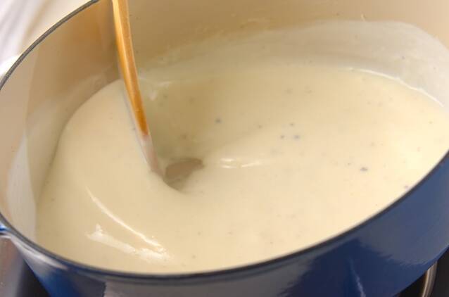 ルウいらずのクリームシチュー 基本の作り方で濃厚な味わいにの作り方の手順11