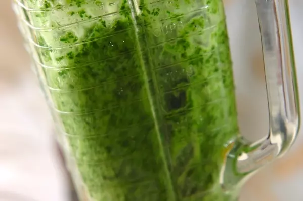 サグチキンカレー（ほうれん草と鶏肉のカレー）の作り方1